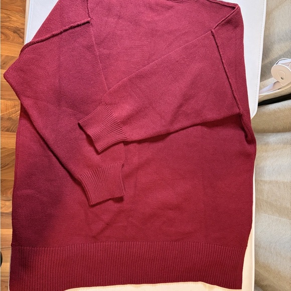 Philosophy Deep Red Knit Top - Picture 4 of 6